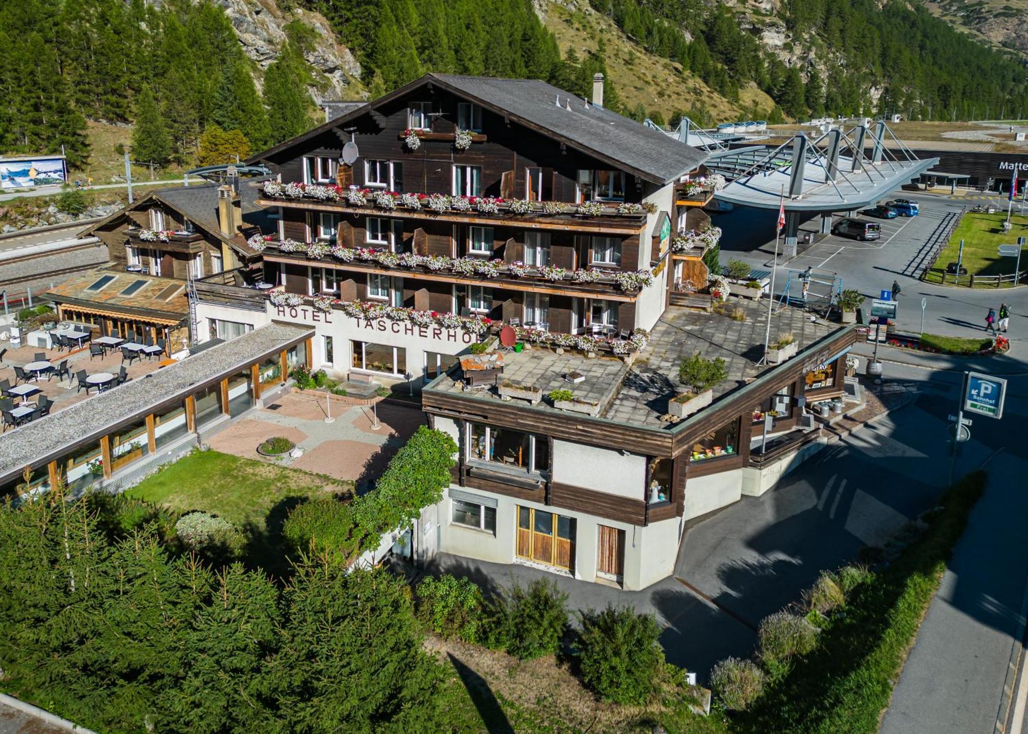 Hotel Taescherhof Täsch Exteriör bild