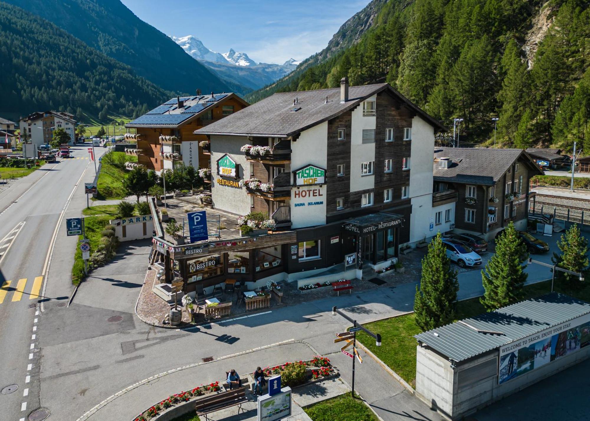 Hotel Taescherhof Täsch Exteriör bild